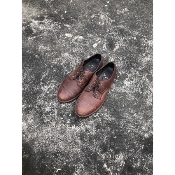 Artap Footwear - Brown