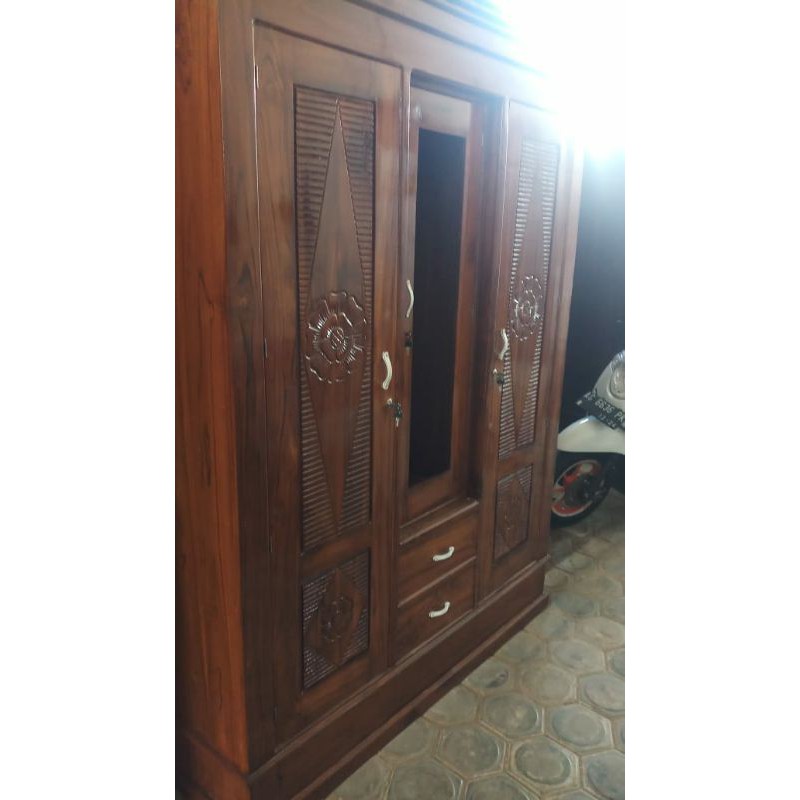 Lemari pakaian kayu jati pintu 3 lemari kayu jati lemari kayu murah lemari kayu pintu 3