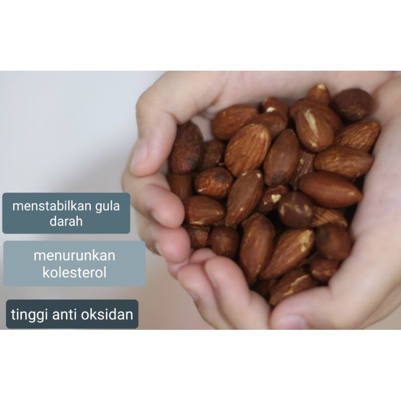 

Kacang almon roasting