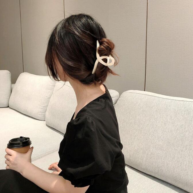 Roselife INS Simple Korean Cross Hair Claw Clip for Women Big Hairpin Headwear