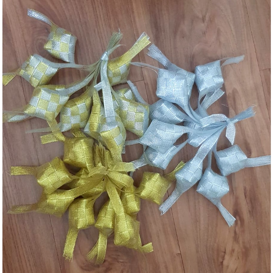 

Ketupat Pita Hias L Glitter-gold/silver/mix