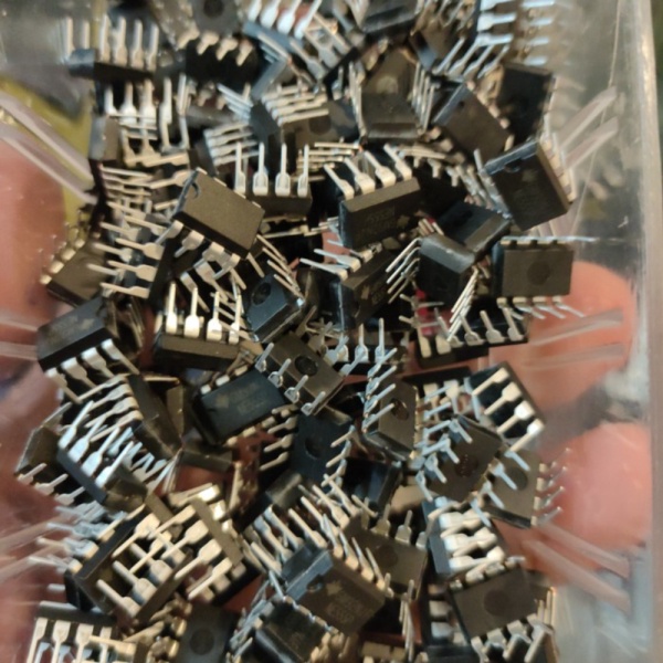 Terlaris IC NE 555 LN 555 LM 555 STARVIS