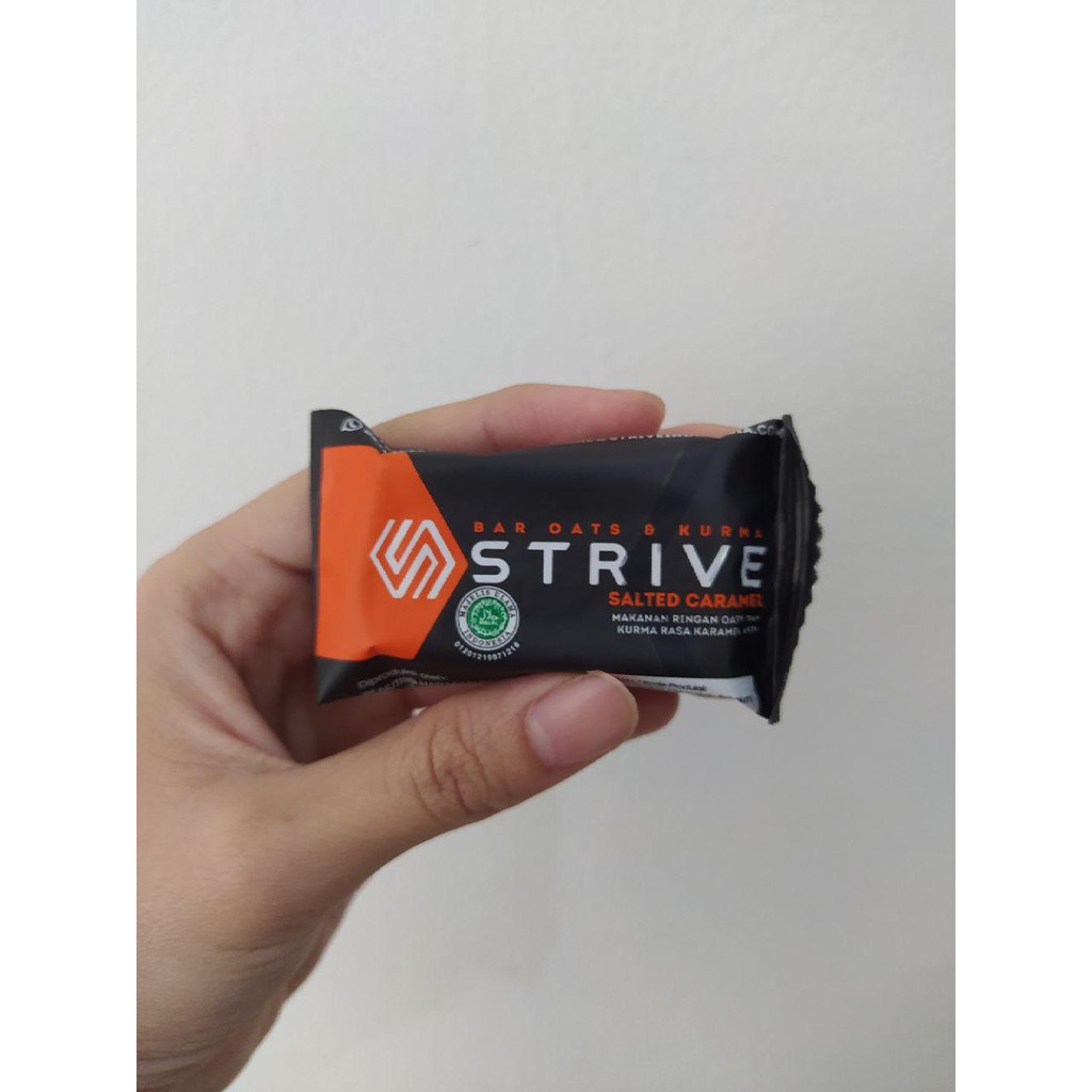 

STRIVE SNACK BAR MIX [1 box isi 5 pcs kemasan 20gr]