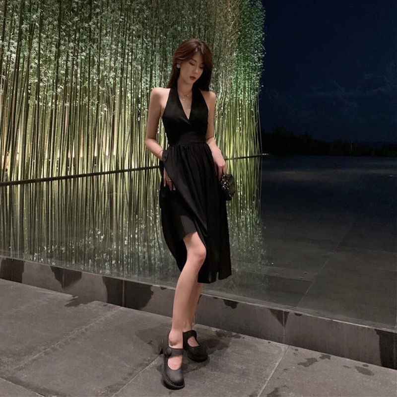 H7/D9 Korean long dress V neck halter black / dinner dress / dress pantai / midi dress A line