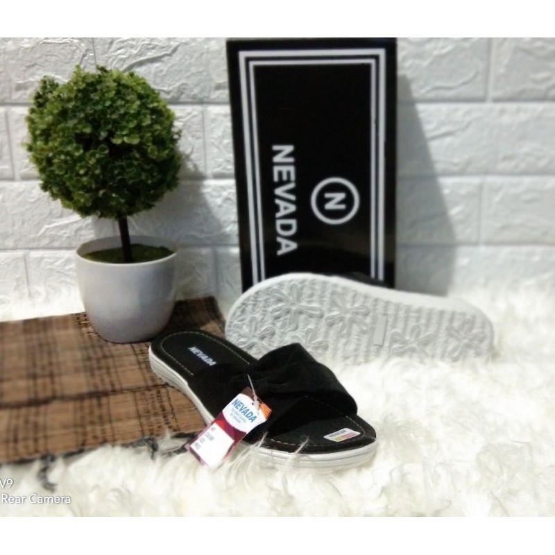 Sandal Nevada Terlaris SHOPPE | Sandal Slop Pita Wanita-Hitam
