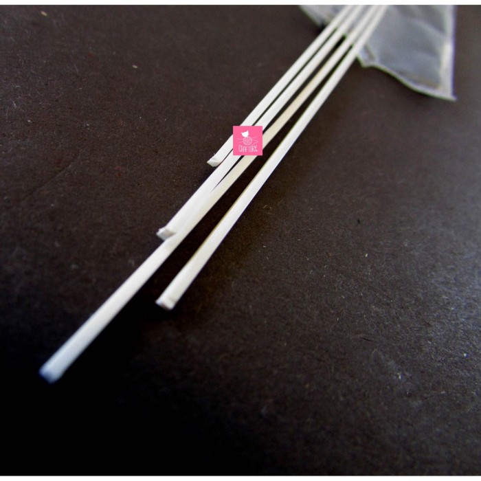 Pipa PVC Kotak Padat 2mm isi 3 Bahan Maket Diorama Stick