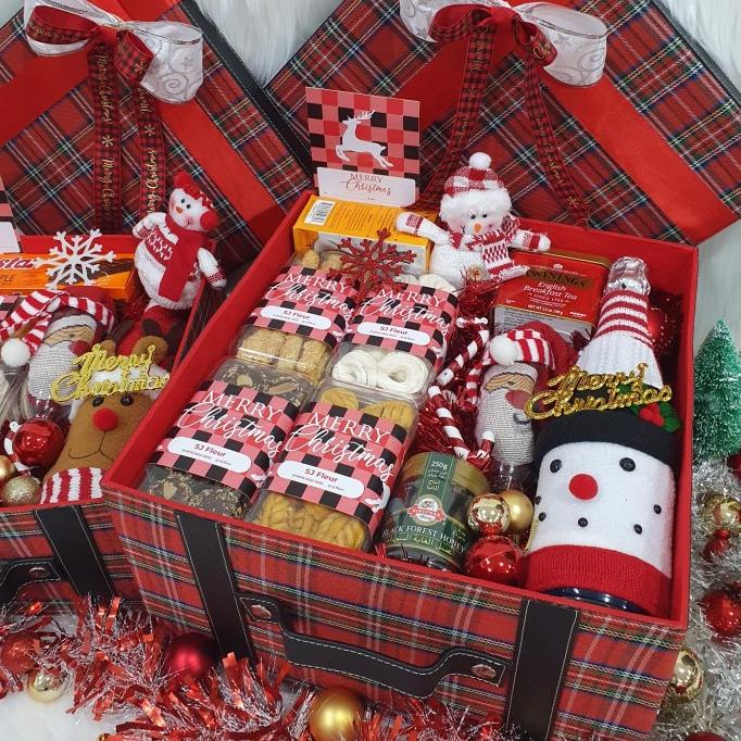 

PAKET DEKORASI HAMPERS NATAL CHRISTMAS PARCEL HADIAH 36 SX542CX1S