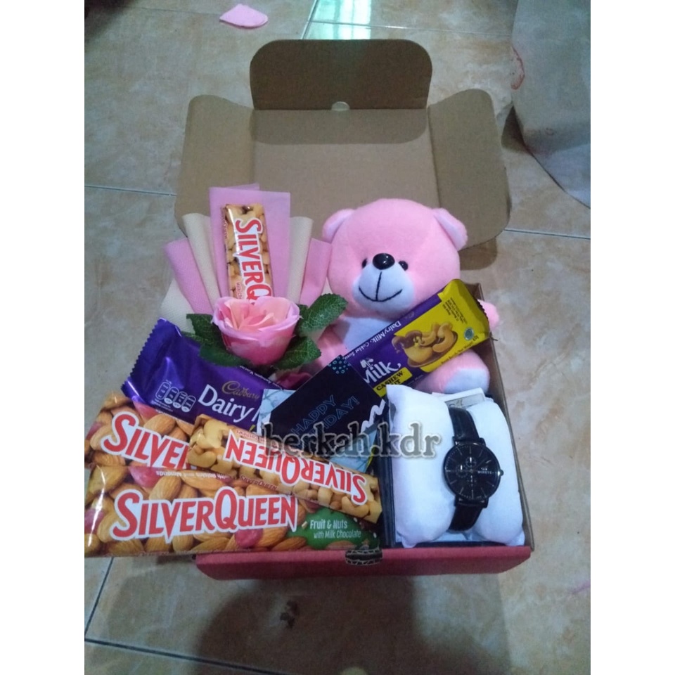 

GIFT BOX | HAMPERS | KADO ULTAH | ANNIVERSARY | KADO PRIA | SARUNG