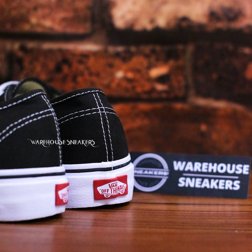 Sepatu Authentic Classic Black White Sepatu Sneakers Authentic Autentik Hitam Putih