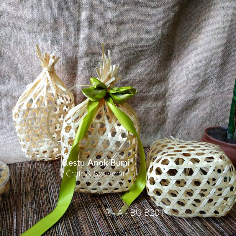 

(B201) Parcel Ikat 17cm|Kemasan Parcel|Keranjang Bambu|Bungkus Kado|Hadiah|Sembako|Hampers|Kantong