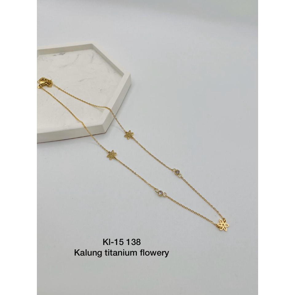 COD! kalung titanium anti karat / kalung wanita titanium flowery