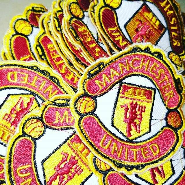 Emblem patch bordir manchester united