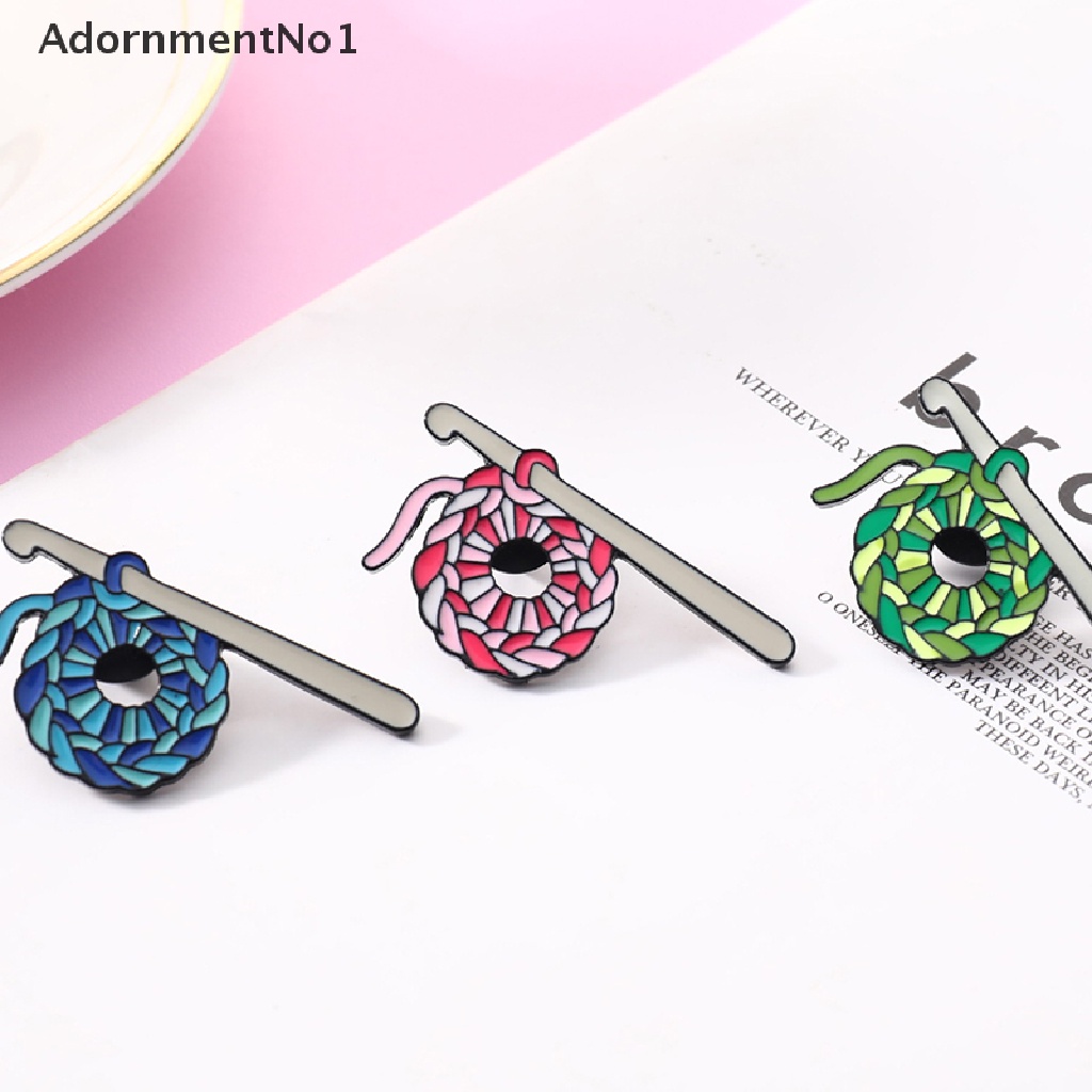 (AdornmentNo1) Bros Pin Enamel Desain Bola Wol Rajut Crochet Aksesoris Sweater / Kerah Pakaian Wanita