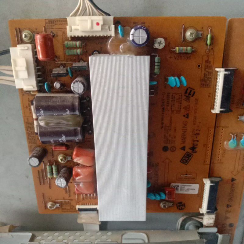 Z SUS/Z MAIN TV LG 42PT350R/250R