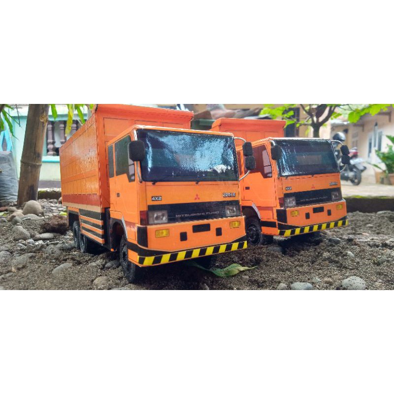 Miniatur Fuso fighter