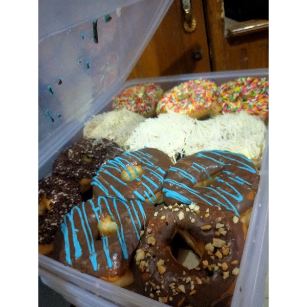 

Donat Aneka Rasa