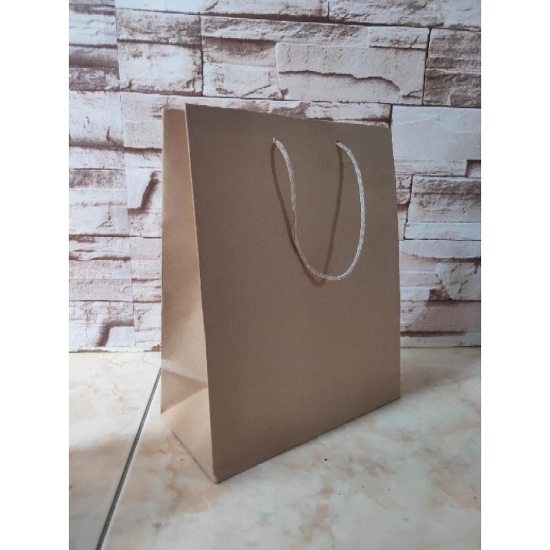 

PAPERBAG/TAS KERTAS kraf polos 20x10x25