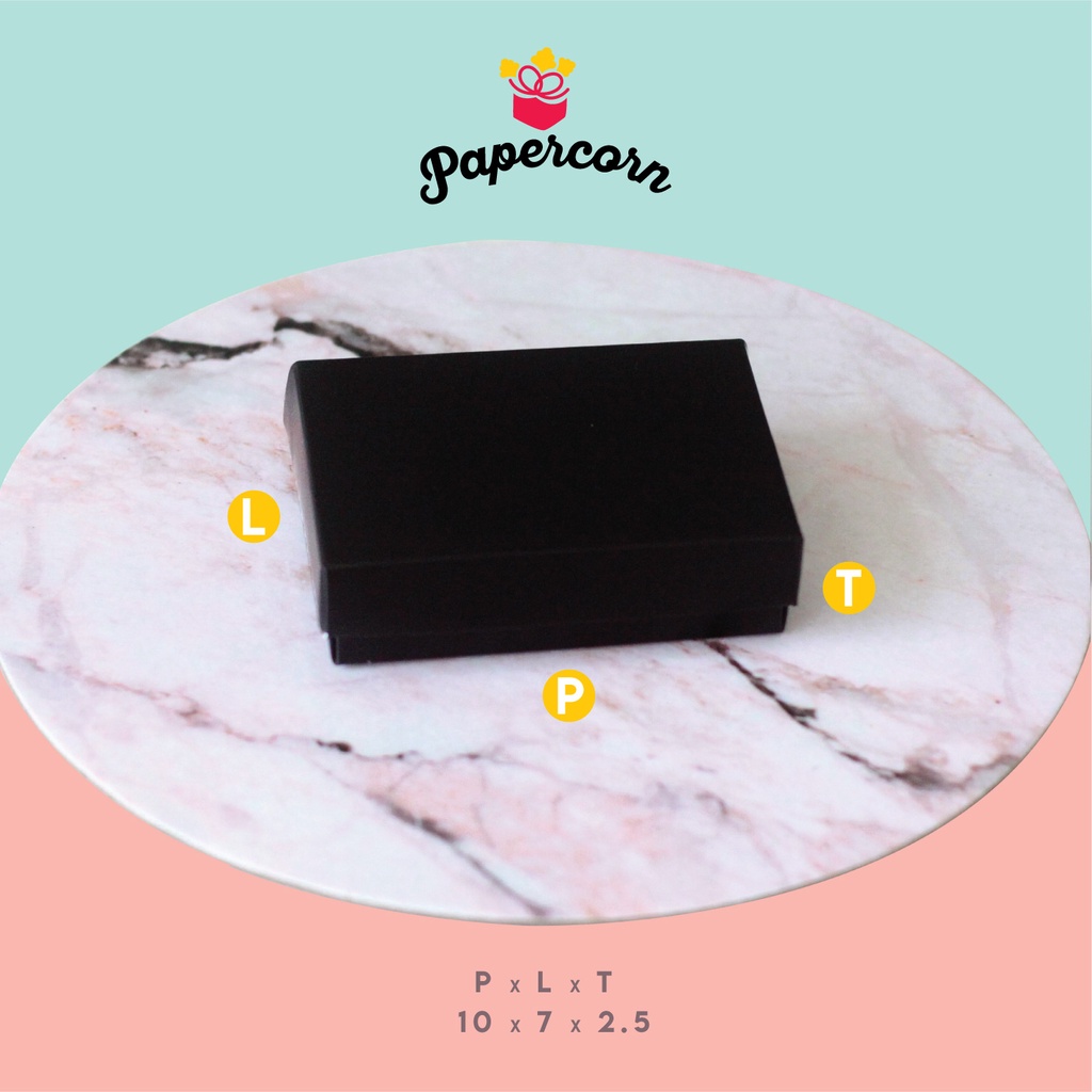 

BOX AKSESORIS / souvenir/ gift box - hitam 7x10x2.5 cm