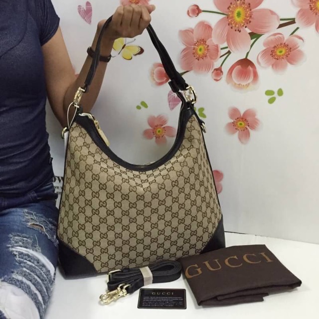 GUCCI HOBO GG