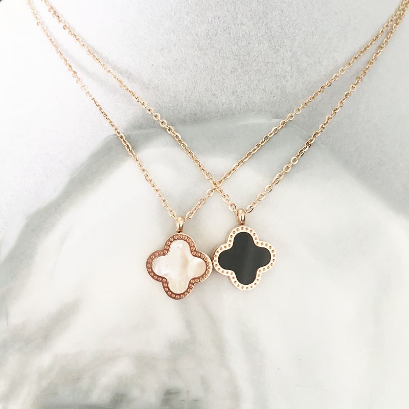 Women Korean Fsahion Four Leaf Clover Alloy Acrylic Pendant Necklace