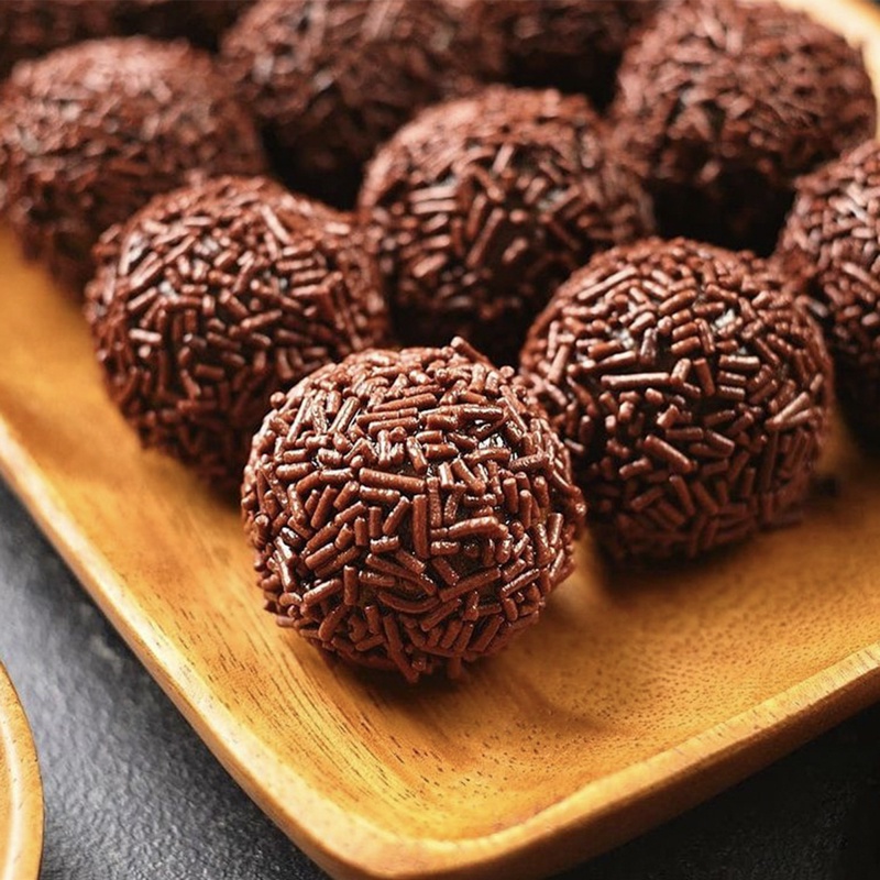 

Classic Choco Balls by FABIOLOUS FOOD