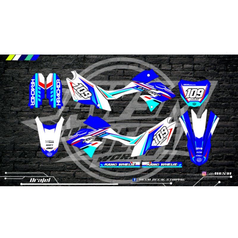 DECAL DTRACKER BIRU PUTIH Laminasi Glitter