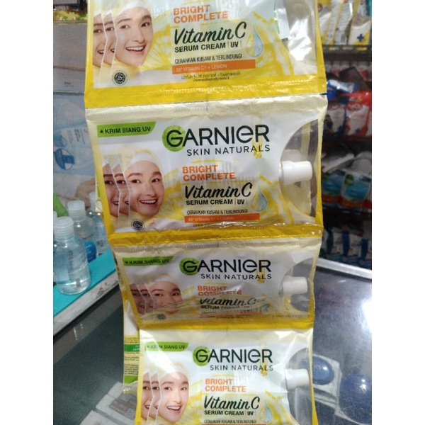 GARNIER BRIGHT COMPLETE Vitamin C SERUM CREAM UV sachet 7ml