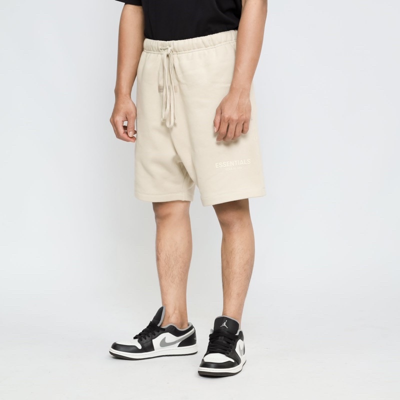 Fog. Ess Relaxed Short