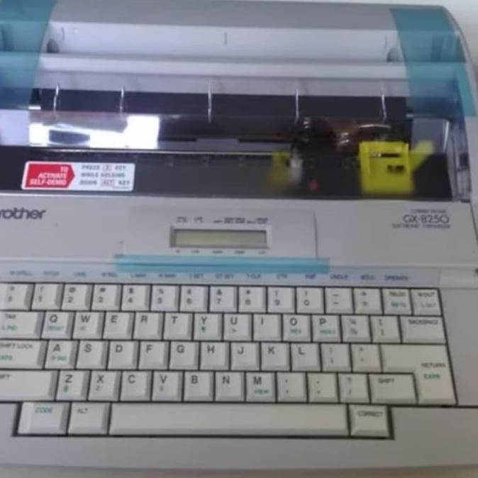 Mesin Tik Elektrik Brother Gx-8250