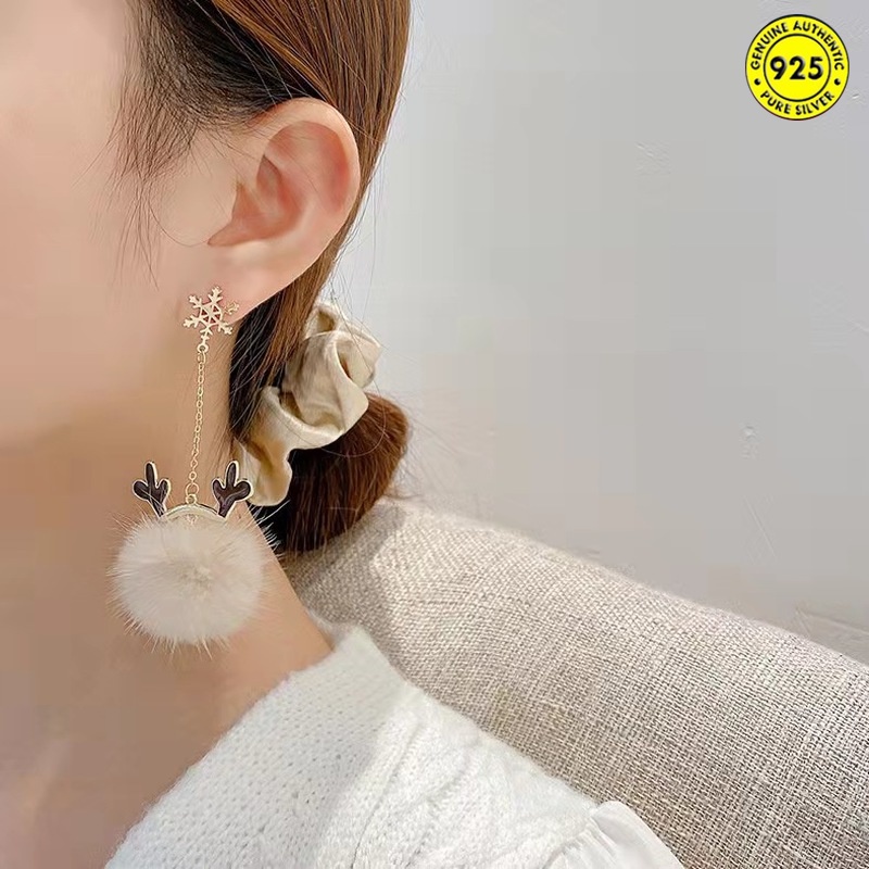 Anting Tusuk Gantung Wanita Desain Snowflakebola Bulu Wol Gaya Musim Gugurdinginnatal Untuk Hadiah