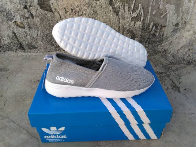 SEPATU WANITA ADIDAS NEO CLOUDFOAM SEPATU SLIP ON CEWEK CASUAL MADE IN VIETNAM