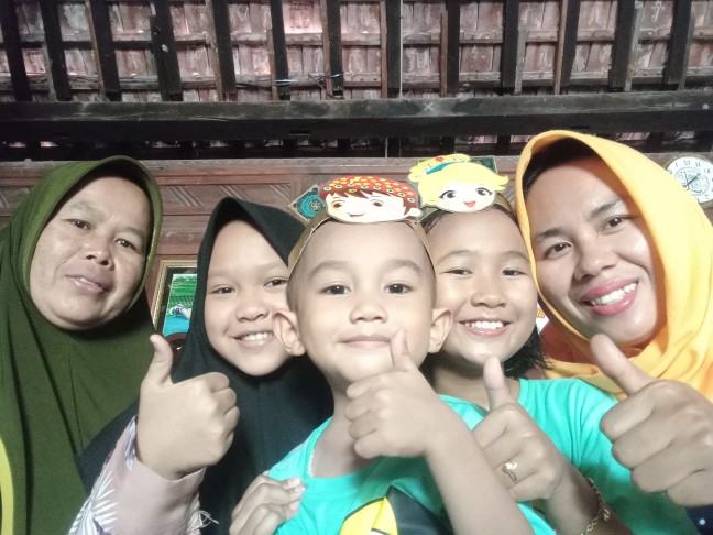 Sarimbit Keluarga Jazzy Batik Pekalongan