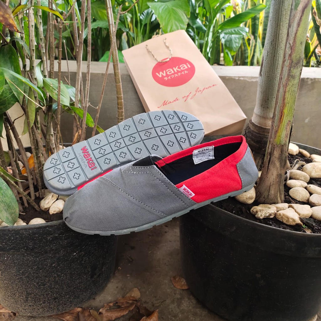 sepatu wakai pria
