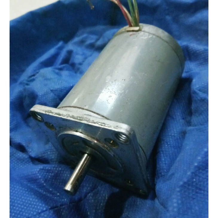 Stepper Motor Sanyo Denki type - 103G715-0144made in Japan