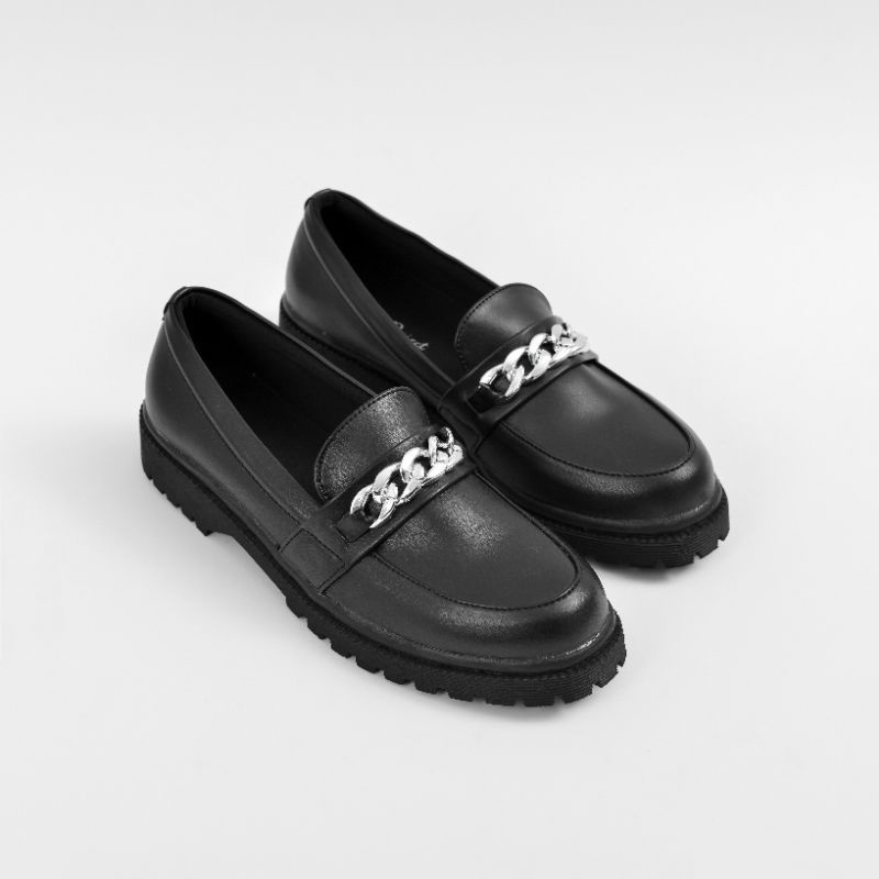 sepatu slip on loafers wanita &quot;NADINE&quot;