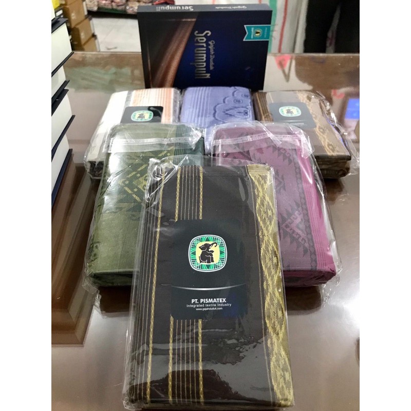 Sarung gajah duduk serumpun