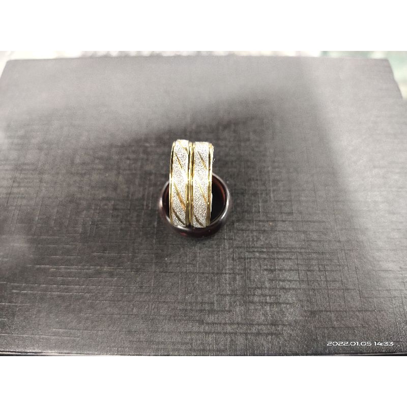 CINCIN TITANIUM GOLD PASIR GARIS grosir isi 36pcs