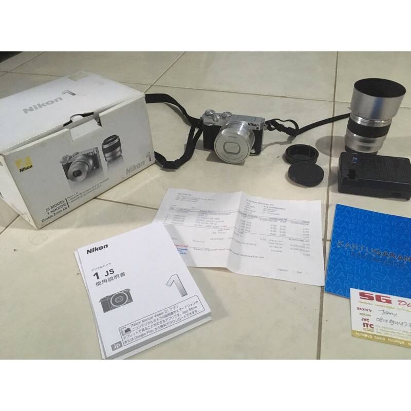 Mirrorless Nikon 1 J5 double lensa (plus Lensa Tele)