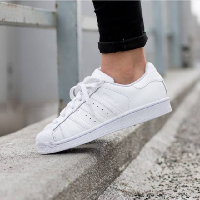 adidas superstar foundation all white