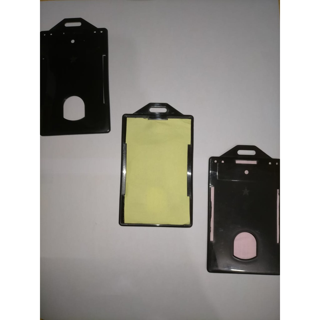 Tempat Casing ID Card/Frame ID Card/Name Tag ID Card - Hitam