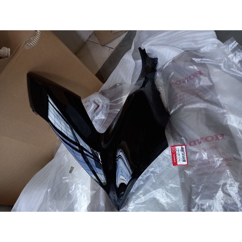 Body Depan kiri Hitam metalix pcx Lokal 150
