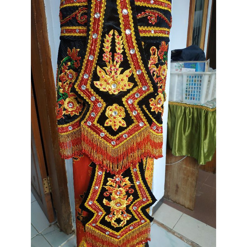 Baju Pengantin adat Osing Banyuwangi