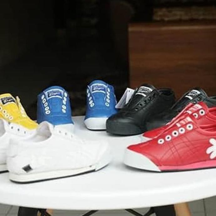 promo onitsuka mickey mouse kids / sepatu anak / kado anak / sneakers terbaru