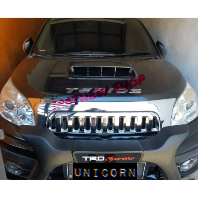 Emblem Kap Mesin Terios Chrome / Engine Hood Emblem Terios / Logo Kap Mesin Terios / Emblem Terios
