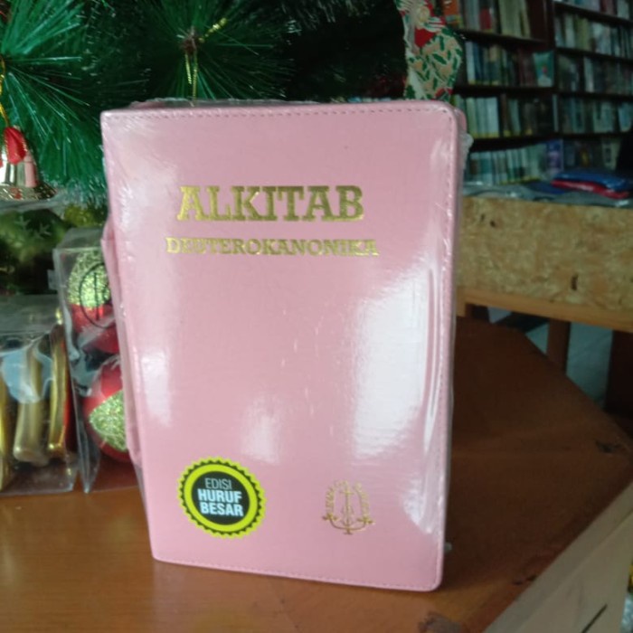 Satu Paket Alkitab + Alkitab edisi Huruf Besar warna Pink