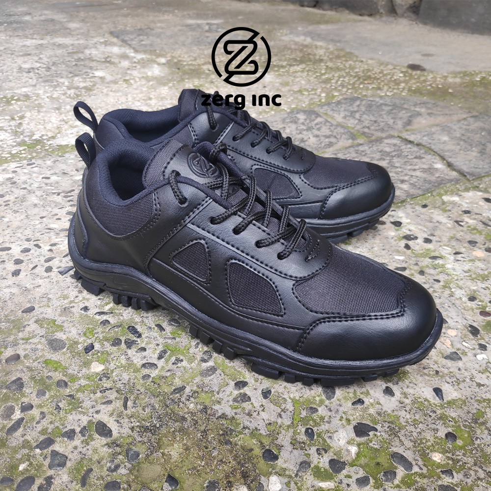 Sepatu Boots Pria Pendek Sepatu Outdoor Touring Hiking Original Zerg Lunar Low Sintetis Premium Qual