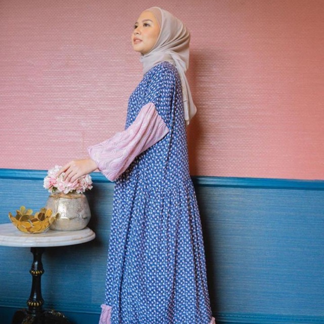 Midi Raya by Haidee Orlin
