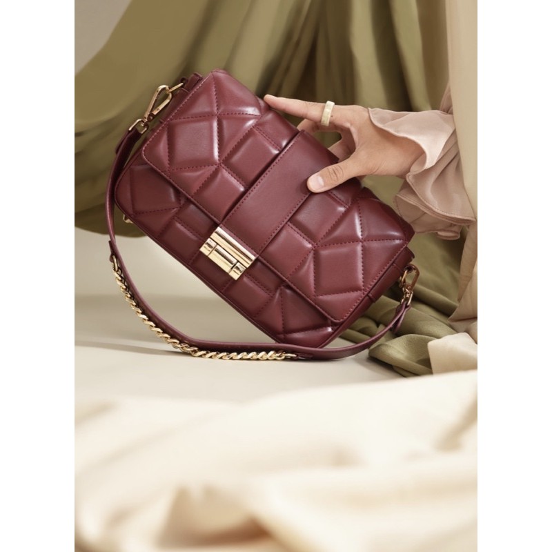 Odella Bag Maroon heylocal.id