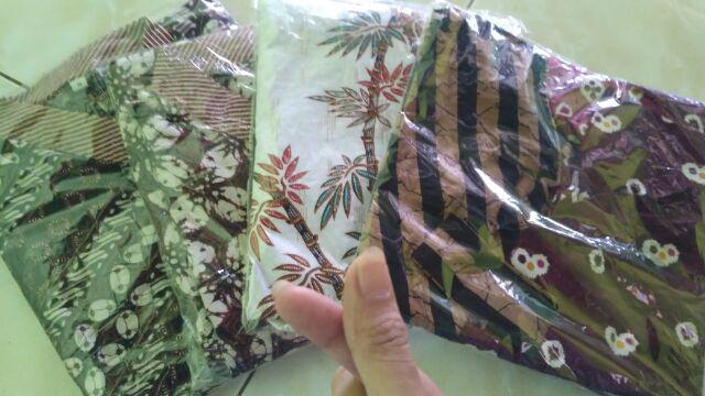 Atasan Batik Wanita Parang Nirwana Kombinasi