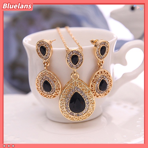 Set Perhiasan Kalung Anting Stud Liontin Waterdrop Aksen Berlian Imitasi Untuk Wanita